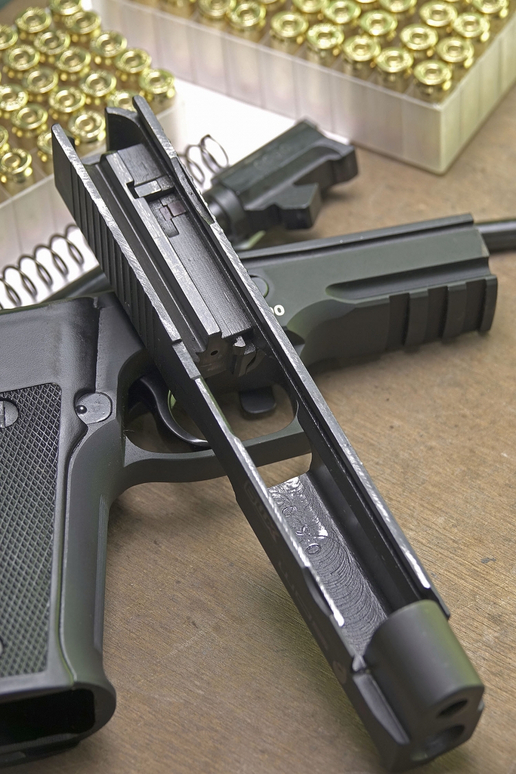 The slide removed from the frame: the automatic firing pin safety system is visible – and so are some signs of the manufacturing procedures, which won't interfere with the operation and performances of the gun