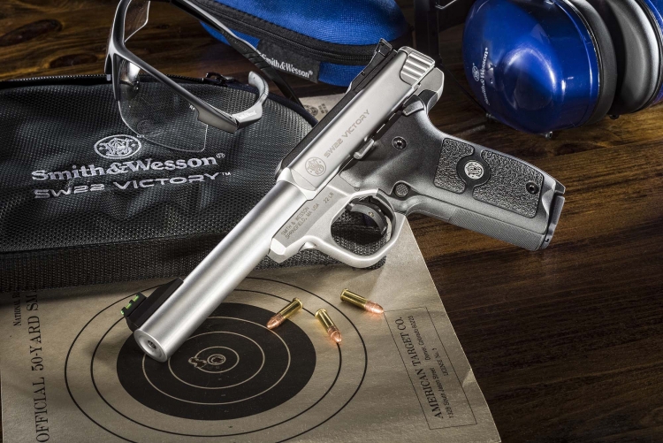 The SW22 Victory is a modular target pistol with high-end features, yet affordable from the price point of view