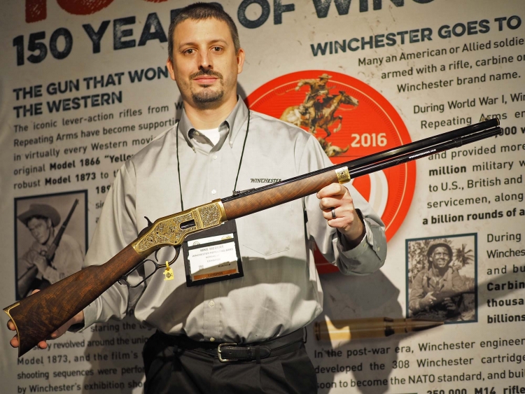 1866-2016: 150 anni di Winchester La versione commemorativa del fucile Winchester 1866 è stata presentata allo SHOT Show quest'anno