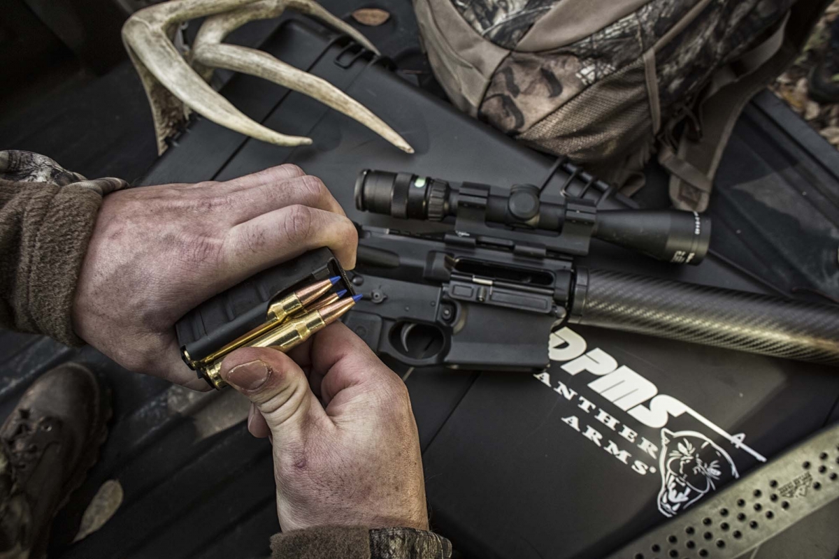 Tra i marchi posseduti dal gruppo Remington troviamo anche produttori di armi d'impostazione AR-15 come Bushmaster e DPMS
