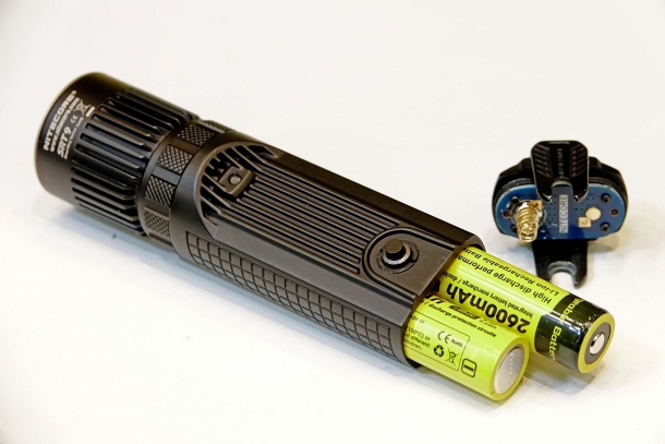 The Nitecore SRT9 uses two 18650 batteries