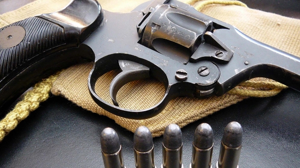 Bando radicale delle armi per il Canada? Bando radicale delle armi per il Canada?