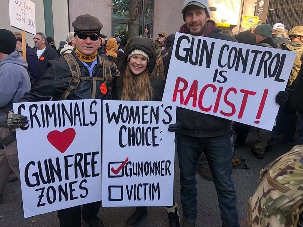 Virginia Gun Rally: armed citizens and Sheriffs against gun grabbers
