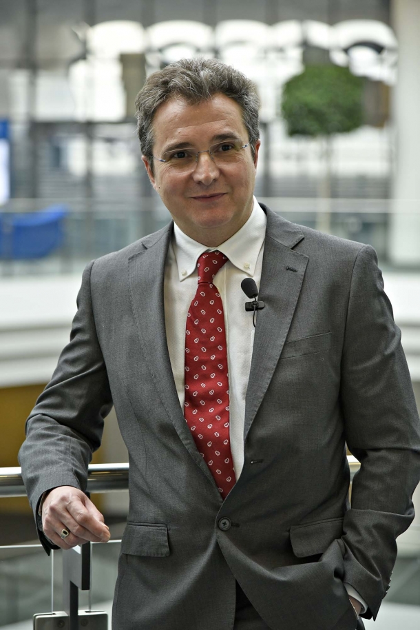 WFSA: la riunione del ventennale ad IWA 2016 Andrea Luminati, esperto di marketing e comunicazione, ha guidato uno dei due interventi dedicati all'importanza dei Social Media per il settore armiero