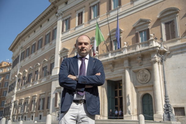 L'Onorevole Gianluca Vinci (Lega), Vicepresidente della 1a Commissione Affari Costituzionali della Presidenza del Consiglio e Interni