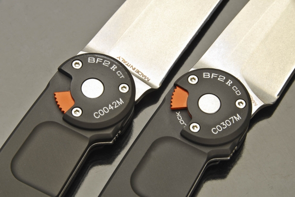 A red, manual safety switch can be used to lock the blade in the open position