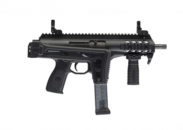 Beretta PMXs, the semi-automatic pistol-caliber carbine