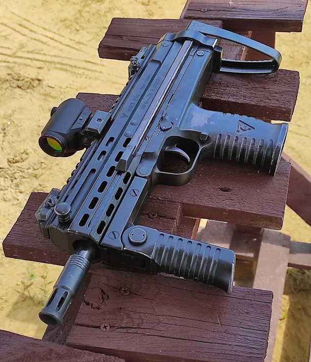 Pistola-mitragliatrice FORT-230, la nuova "PDW" ucraina