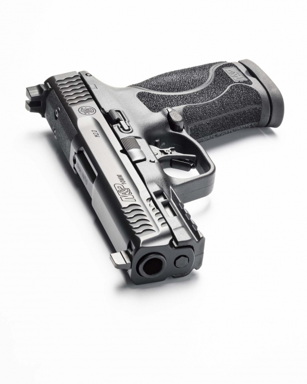 Smith & Wesson introduces the M&P M2.0 10mm Auto pistol series