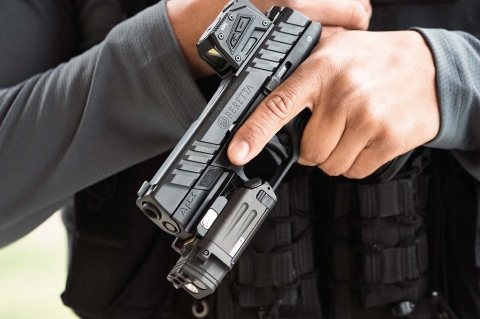 Beretta APX A1 Full Size: the Italian striker-fired service pistol, renewed