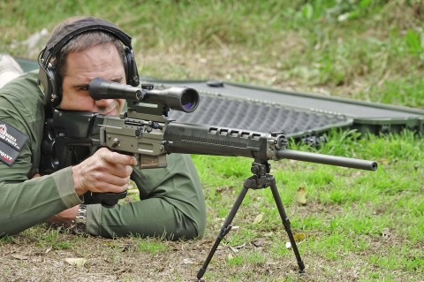 VIDEO: SIG 550 Sniper