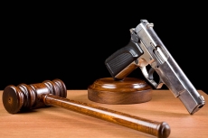 La Corte Suprema USA dichiara incostituzionali le leggi sul porto d'armi di New York!